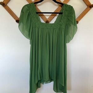 Studio M new size XL pretty blouse💚 so flowy. Love the sleeves